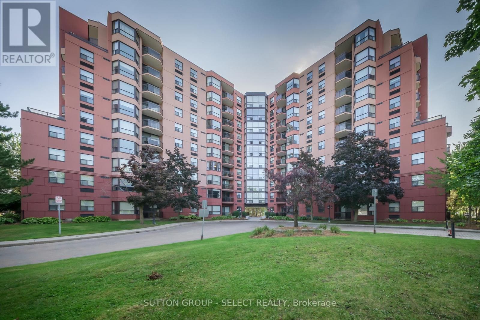 301- 600 Talbot Street