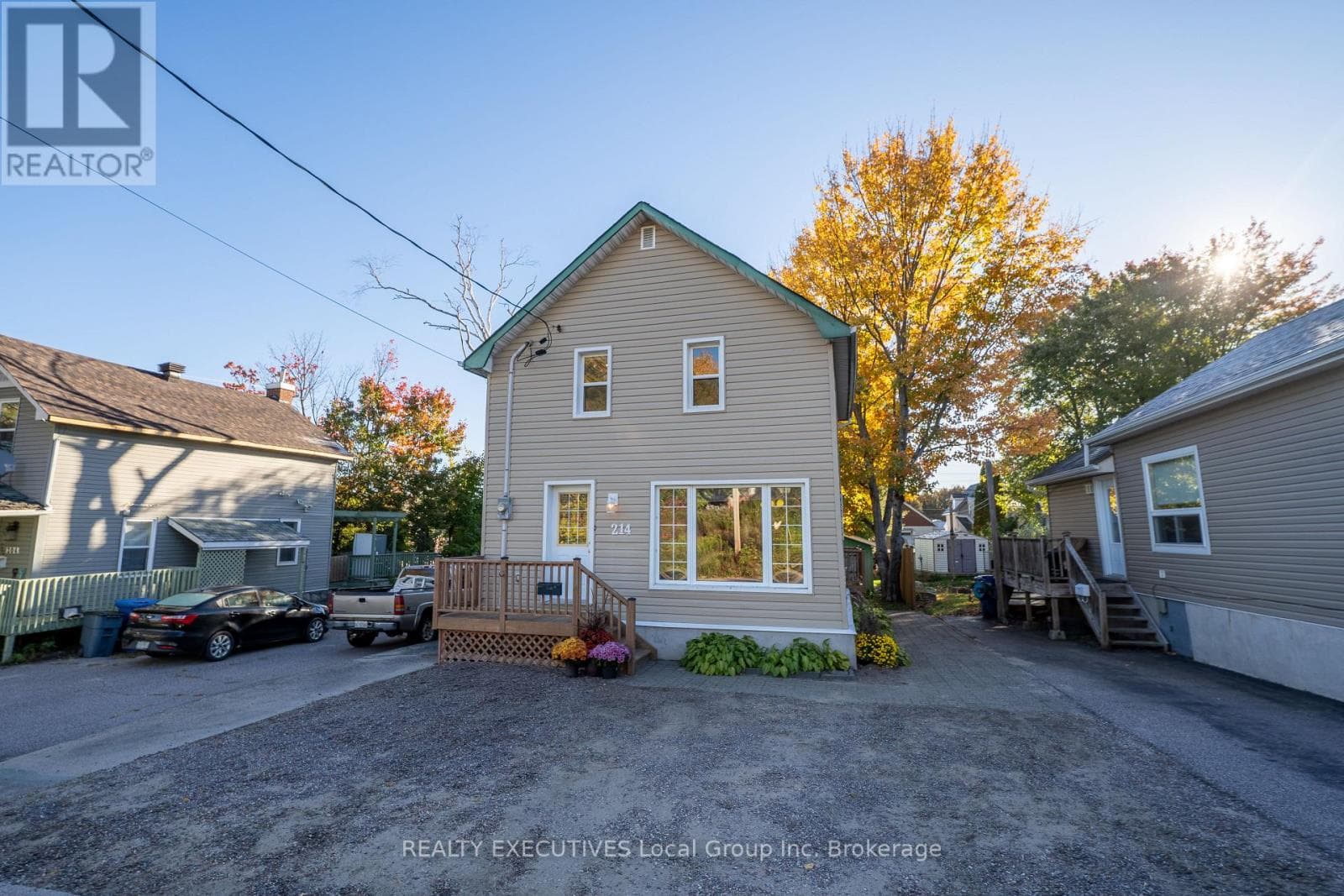 214 Victoria Street