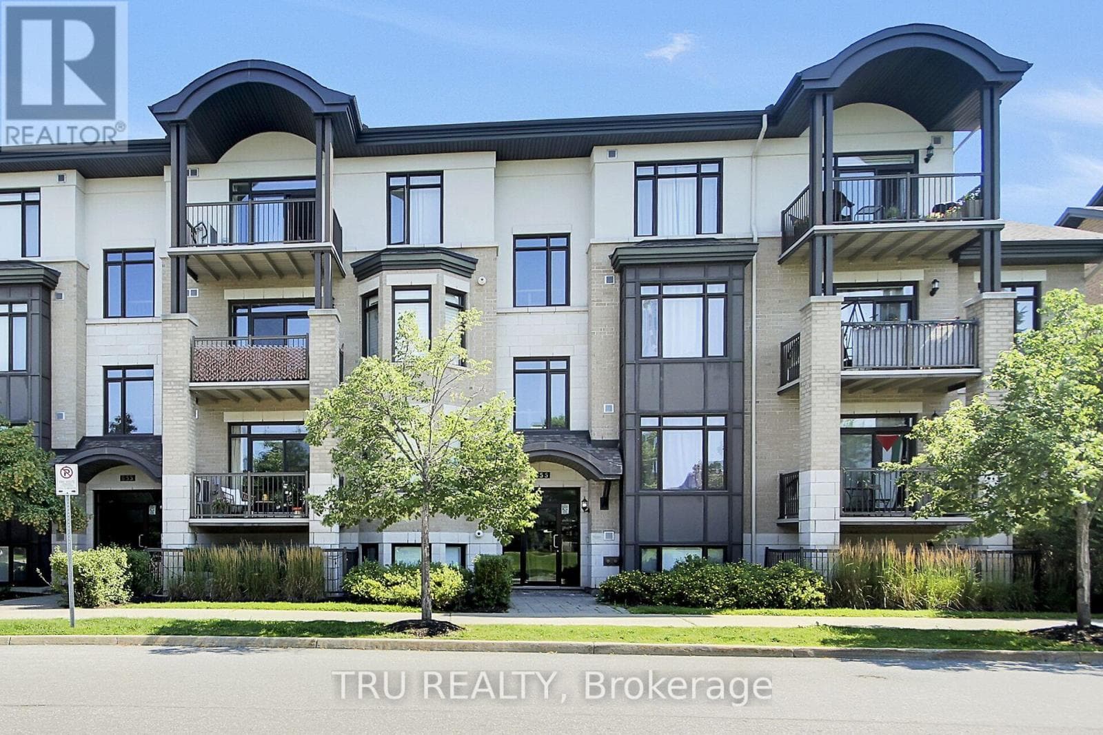 404- 655 Beauparc Private