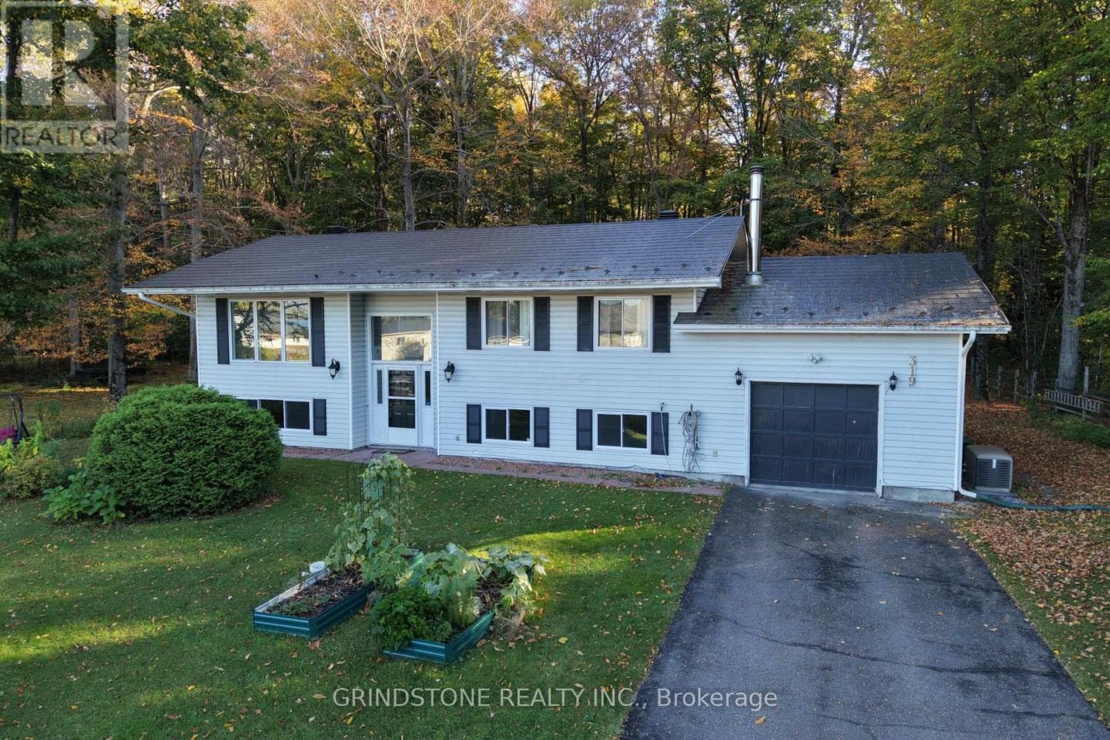319 Riverwood Drive