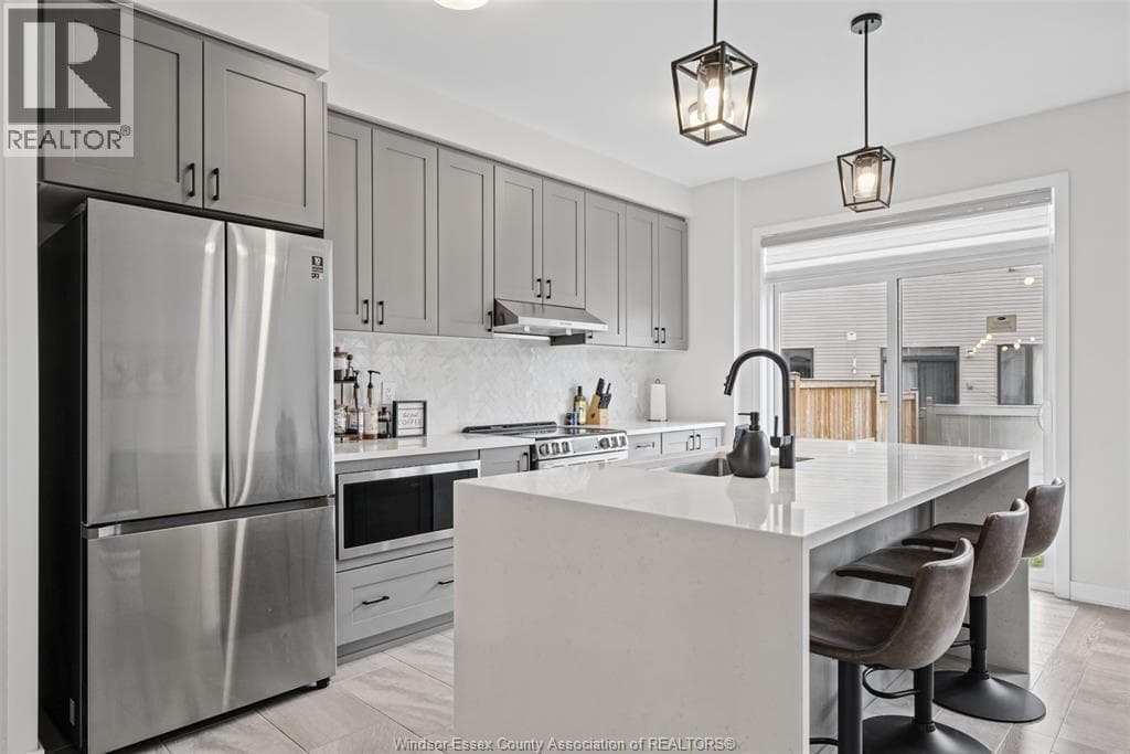 Single Family at 2107 WINSOME Terrace, Ottawa, Ontario - Photo 8 - RE/MAX Garden City Realty