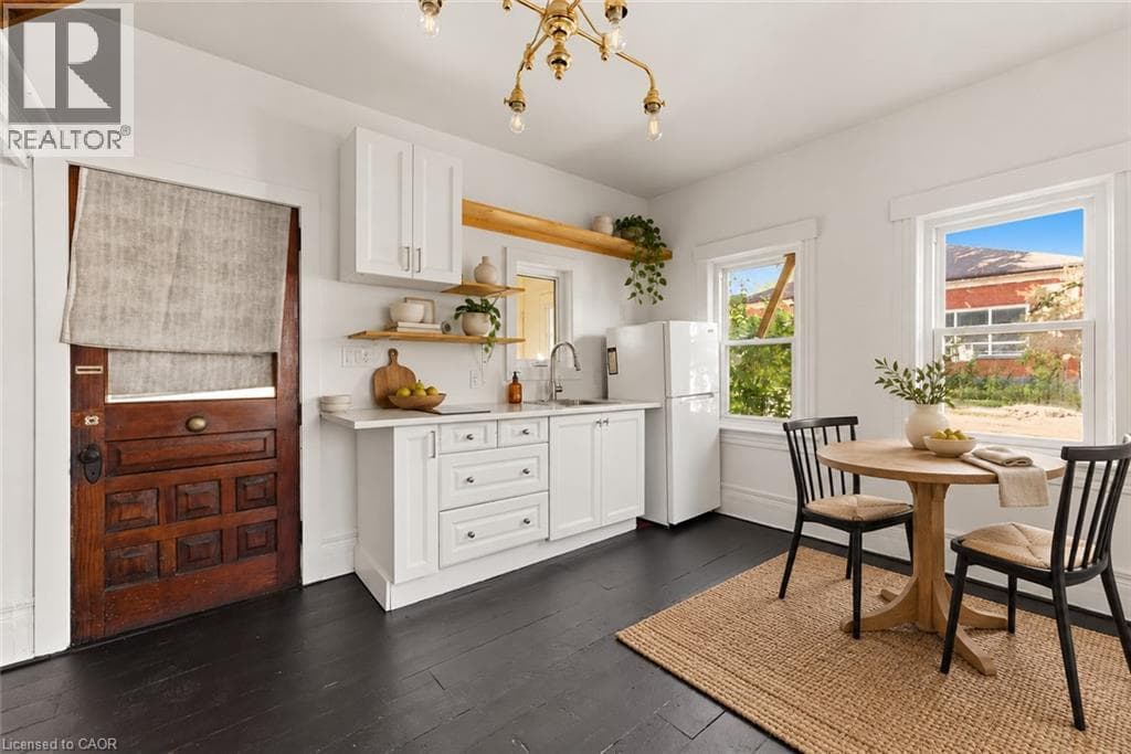 Single Family at 8 TASKER Street, St. Catharines, Ontario - Photo 7 - RE/MAX Garden City Realty