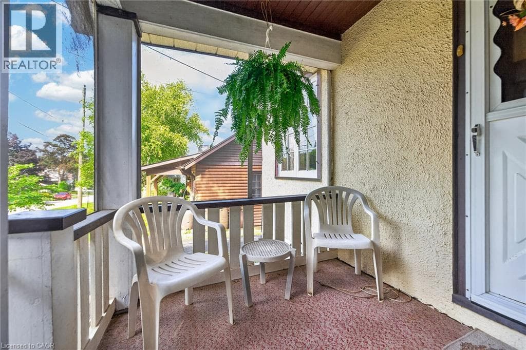 Single Family at 63 ROBINSON Street, Grimsby, Ontario - Photo 3 - RE/MAX Garden City Realty