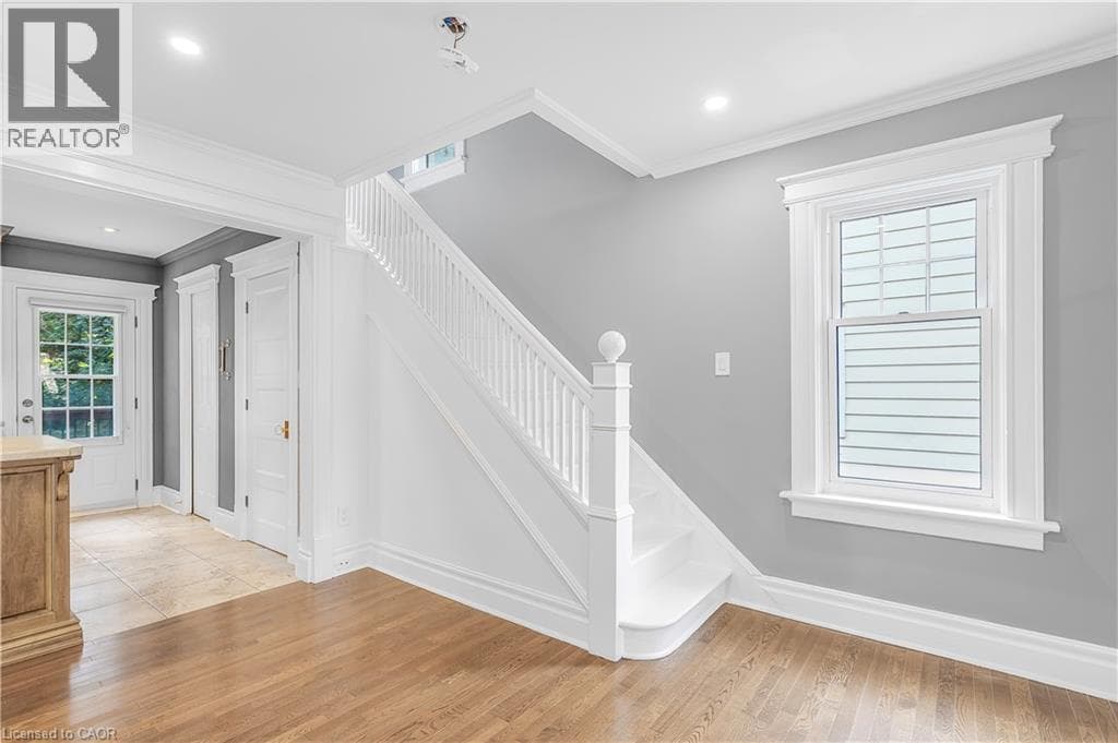 Single Family at 17 GERRARD Street, St. Catharines, Ontario - Photo 3 - RE/MAX Garden City Realty