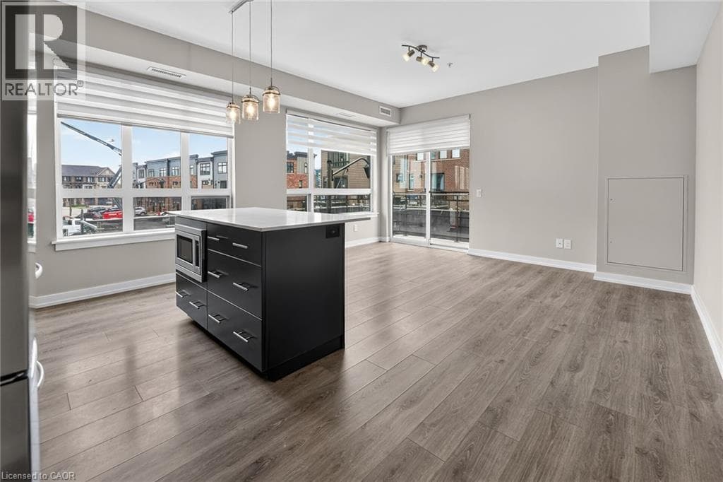 Single Family at 206- 40 ESPLANADE Lane, Grimsby, Ontario - Photo 6 - RE/MAX Garden City Realty