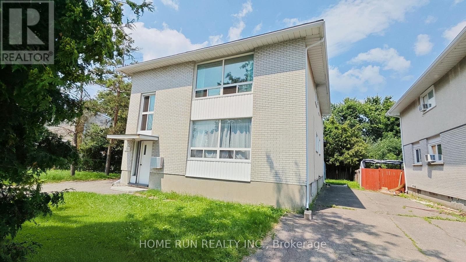 1023 Meadowlands Drive