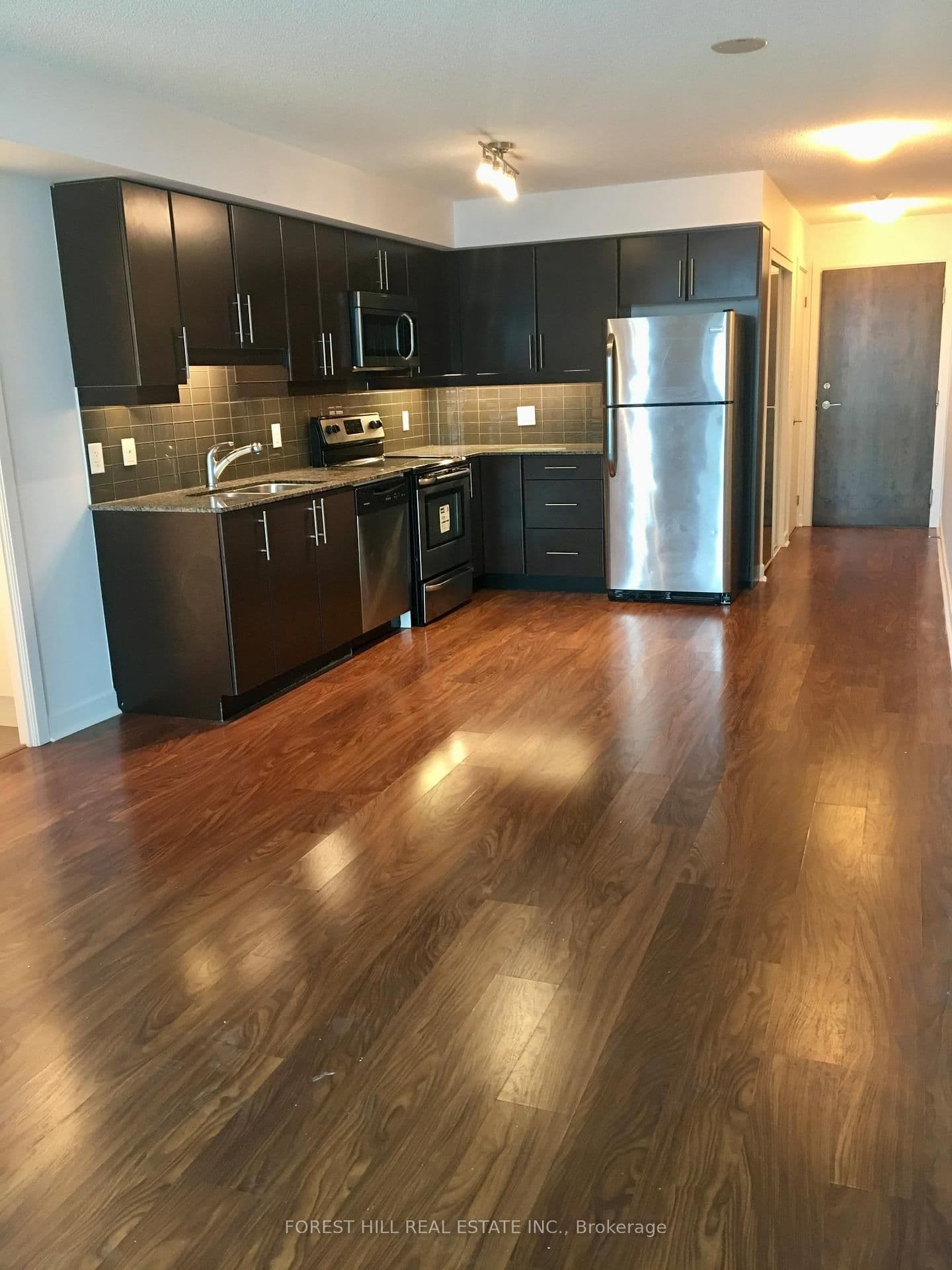 Condo Apartment at 1311- 33 Bay Street, Toronto, ON - Photo 1 - RE/MAX Garden City Realty