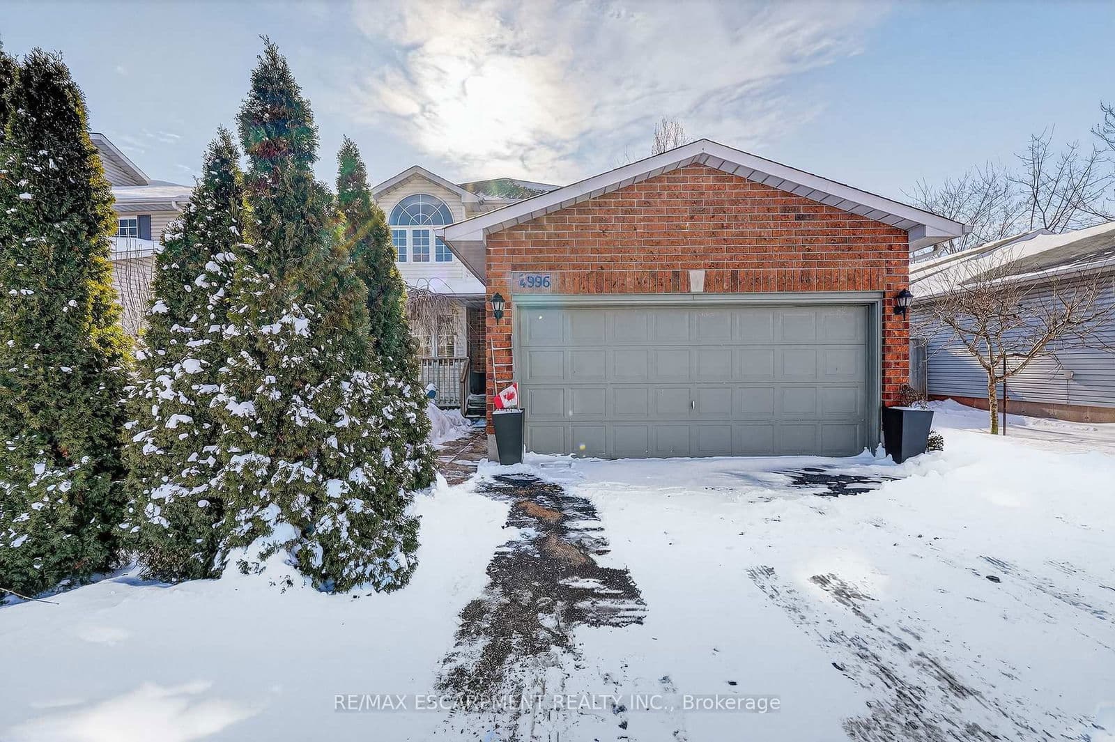 Detached at 4996 Greenlane Road, Lincoln, ON - Photo 1 - RE/MAX Garden City Realty