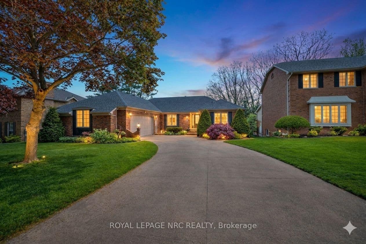 Detached at 3 Petronella Parkway, Pelham, ON - Photo 1 - RE/MAX Garden City Realty