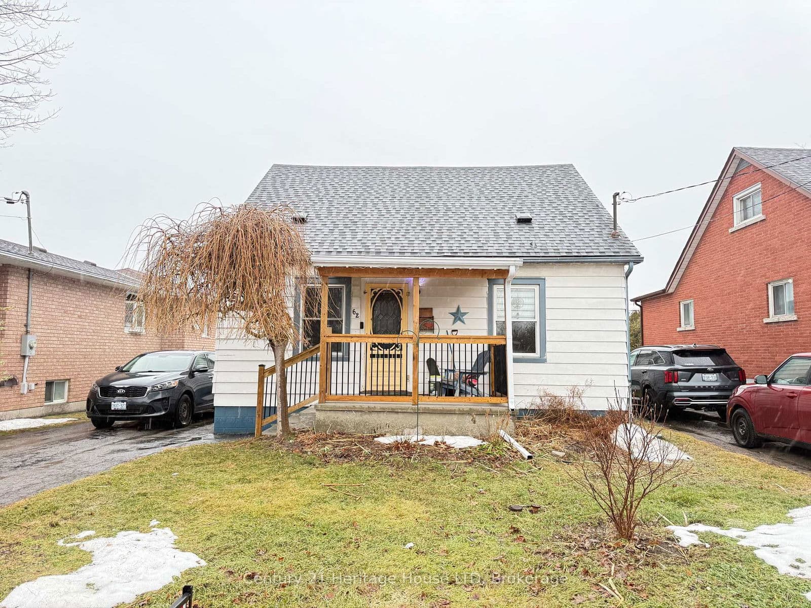 Detached at 62 Kingsmill Street, Fort Erie, ON - Photo 1 - RE/MAX Garden City Realty