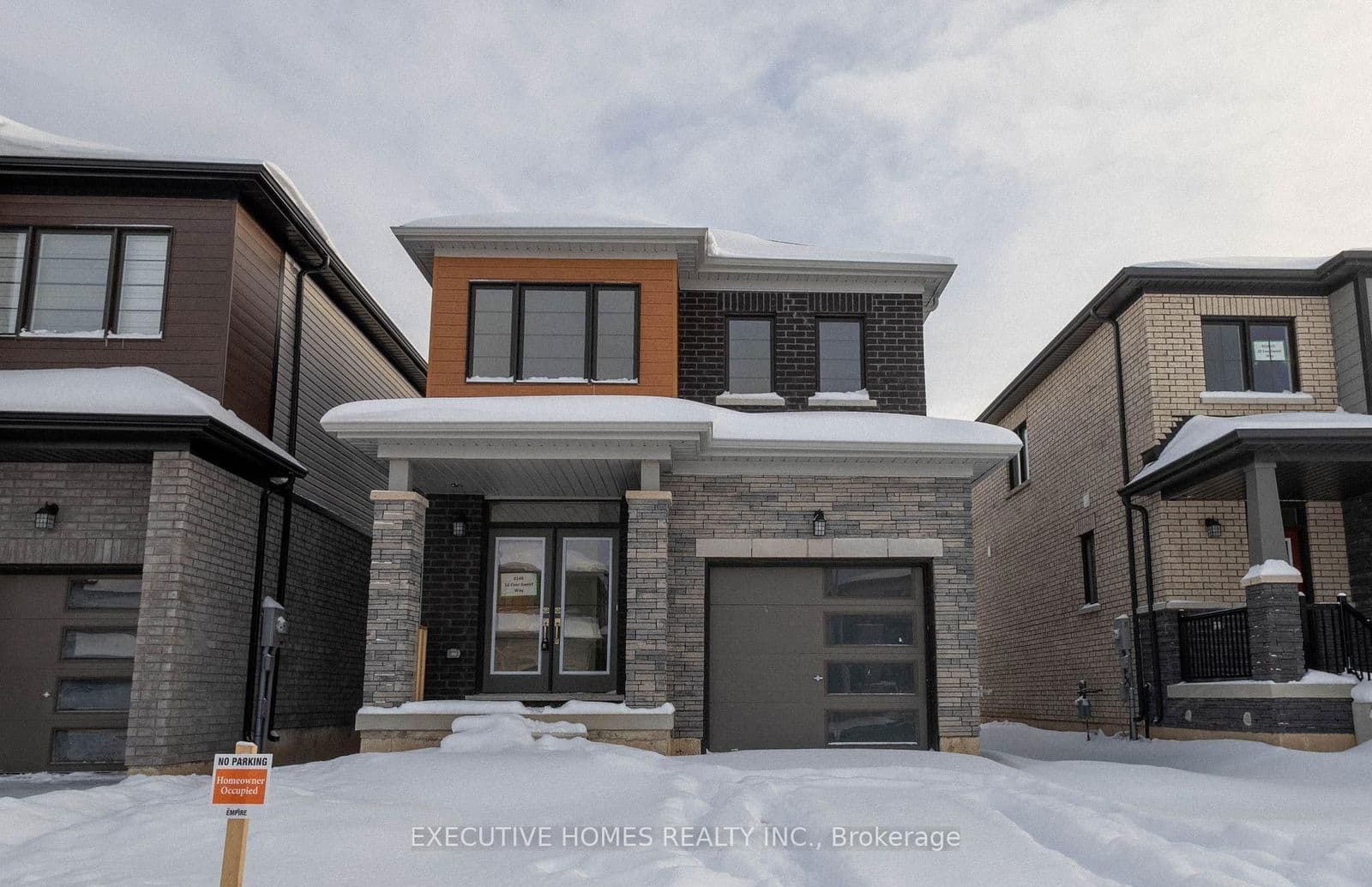 Detached at 16 Ever Sweet Way, Thorold, ON - Photo 1 - RE/MAX Garden City Realty