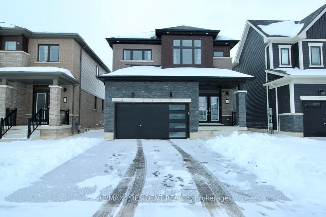 Detached at 16 Peach Street, Thorold, ON - Photo 1 - RE/MAX Garden City Realty