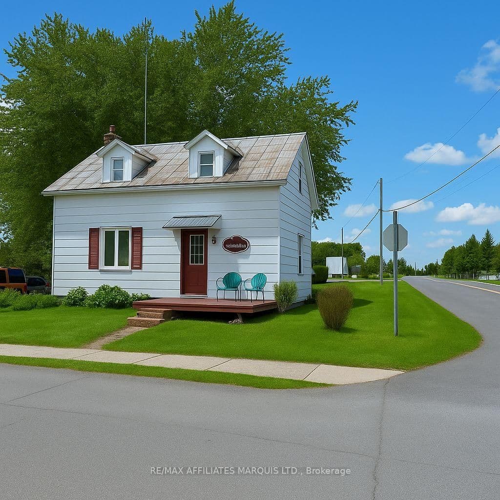 Detached at 37 Main Street, South Stormont, ON - Photo 1 - RE/MAX Garden City Realty