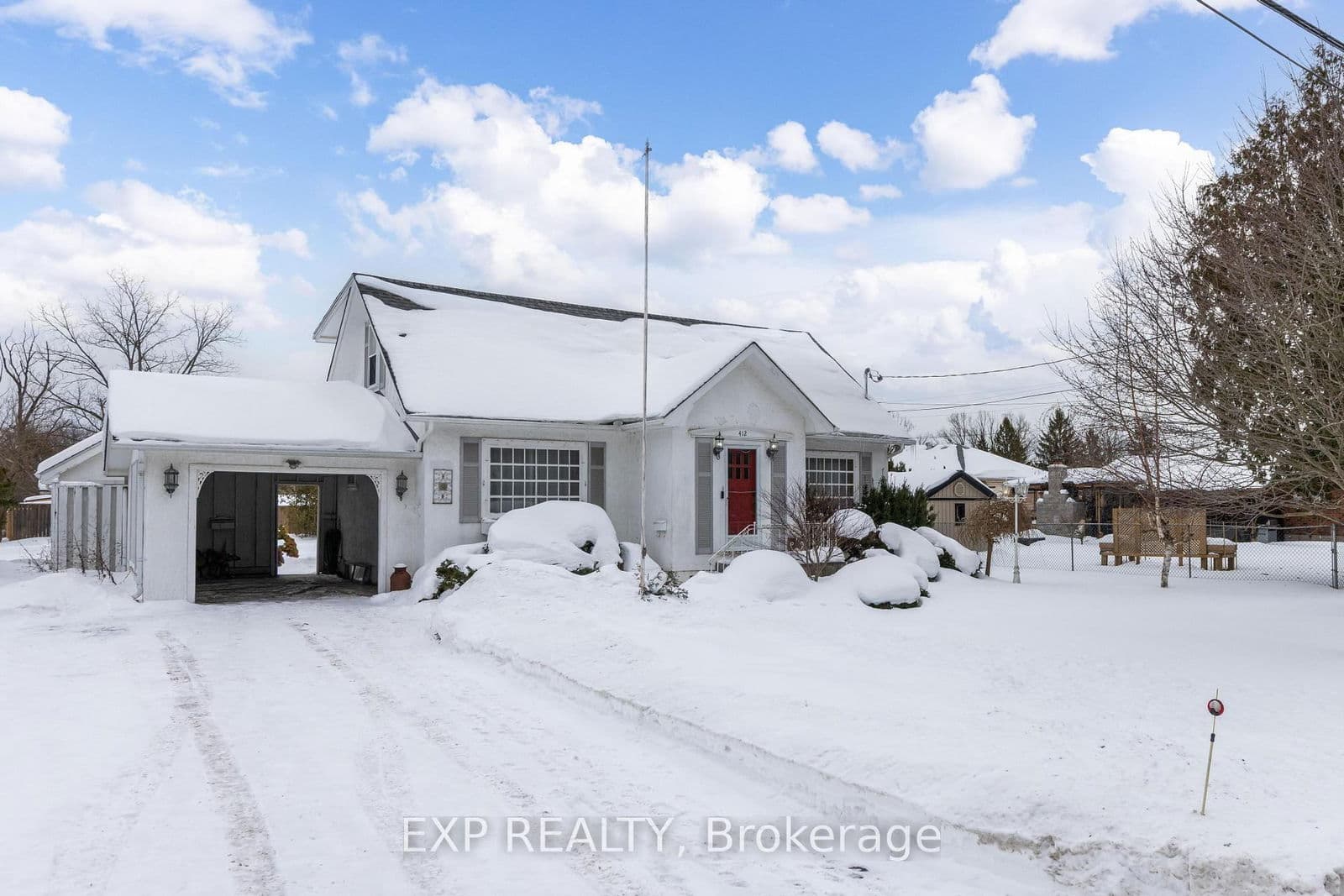 Detached at 412 South Pelham Road, Welland, ON - Photo 1 - RE/MAX Garden City Realty