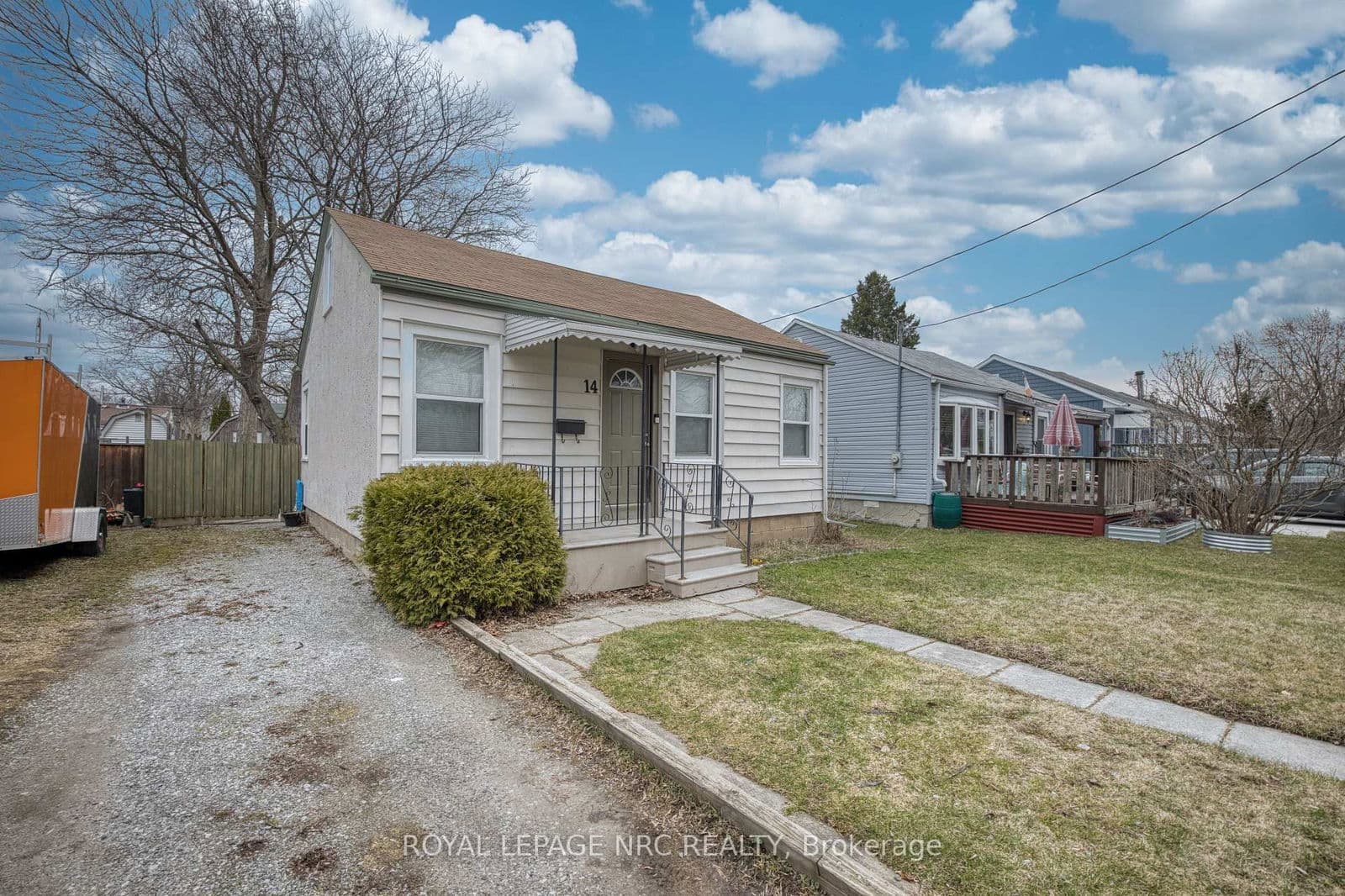 Detached at 14 Hilda Street, St. Catharines, ON - Photo 1 - RE/MAX Garden City Realty