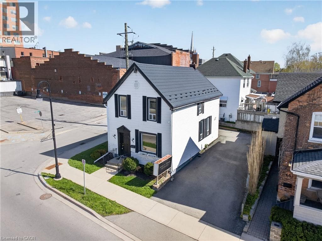 48 CARLISLE Street