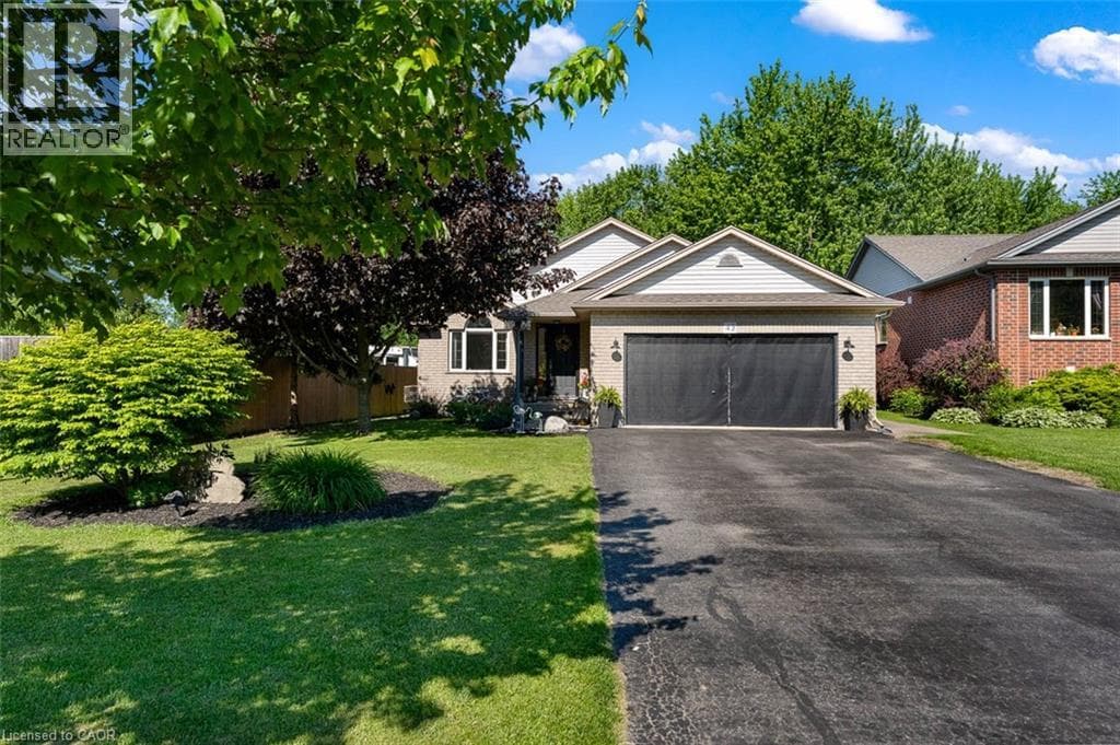Single Family at 43 THOROLD Avenue, Thorold, Ontario - Photo 1 - RE/MAX Garden City Realty