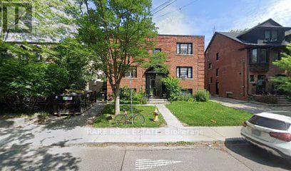 6- 130 Macpherson Avenue