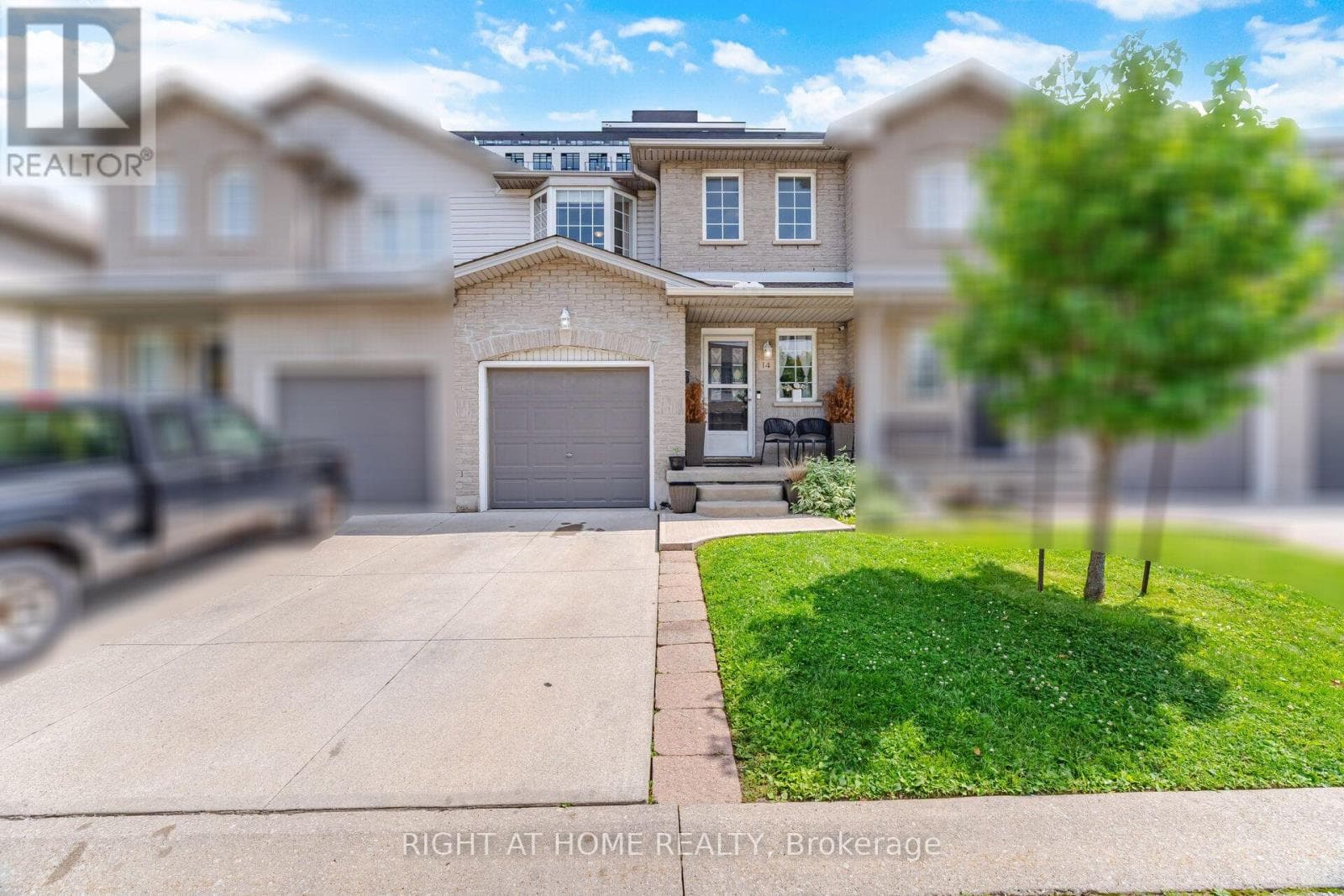 14- 104 Frances Avenue