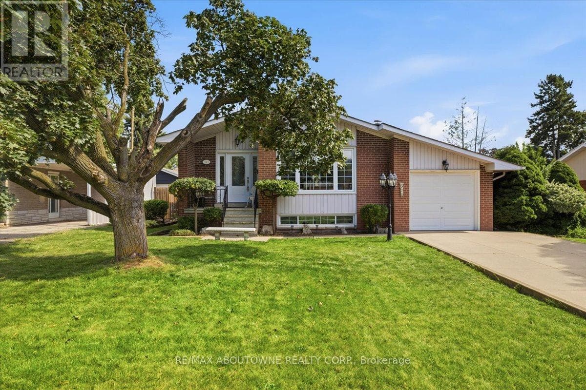 343 Duncombe Drive
