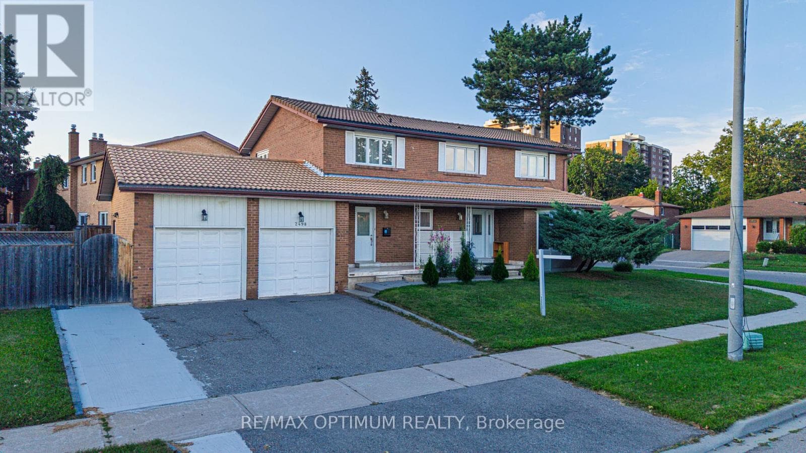 2498 Privet Crescent