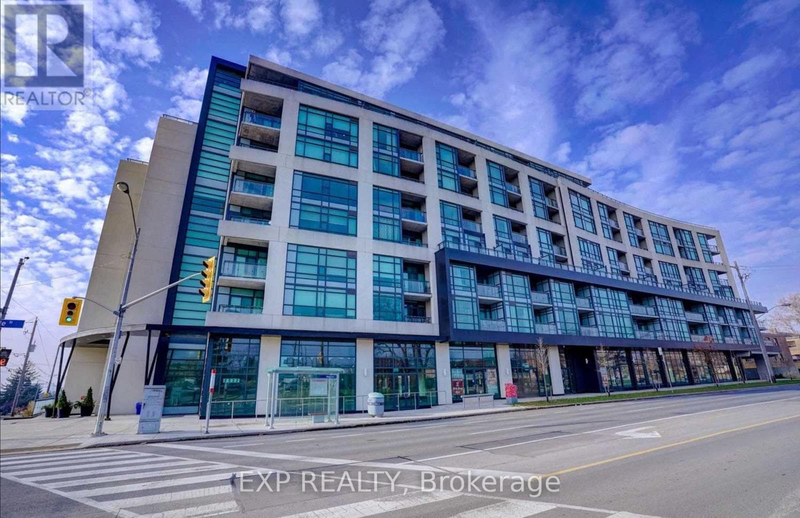 419- 2522 Keele Street