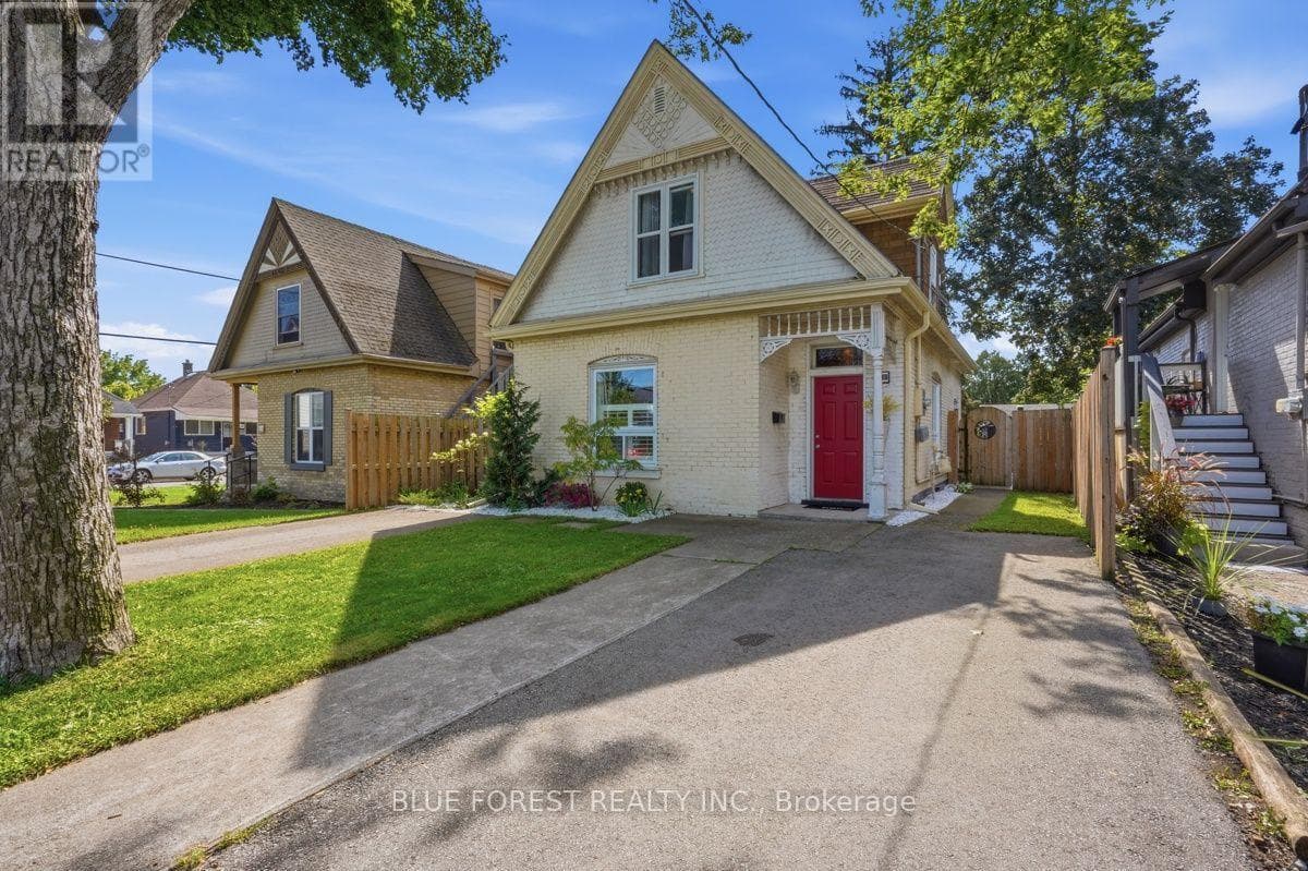 3 Marmora Street