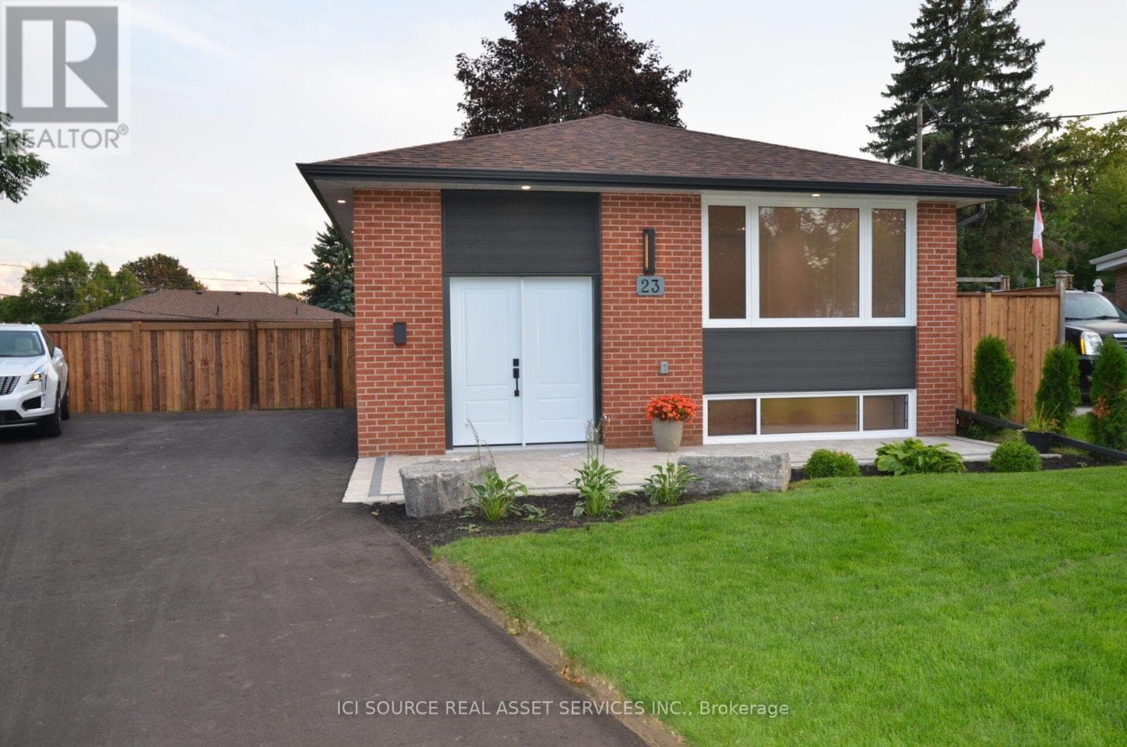 23 Sunset Road