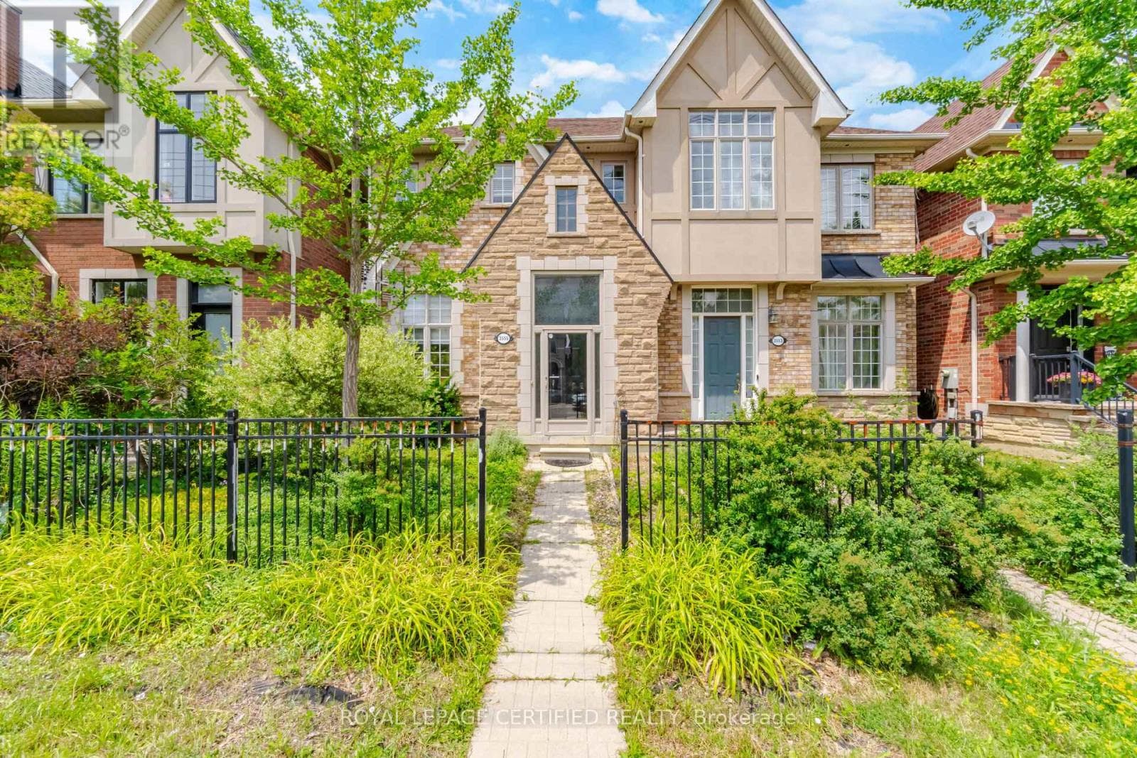 3555 Eglinton Avenue
