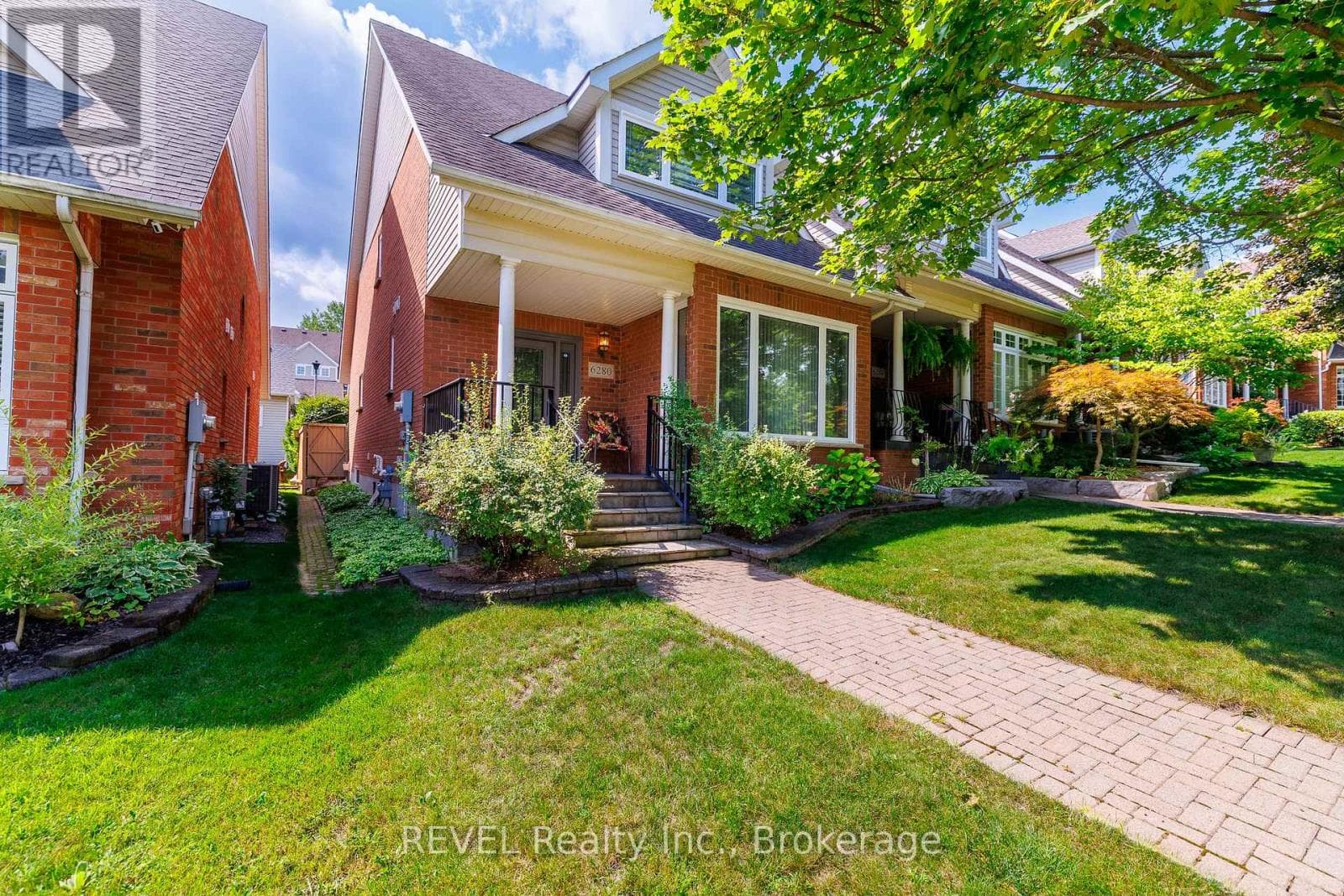 6280 Stonefield Park