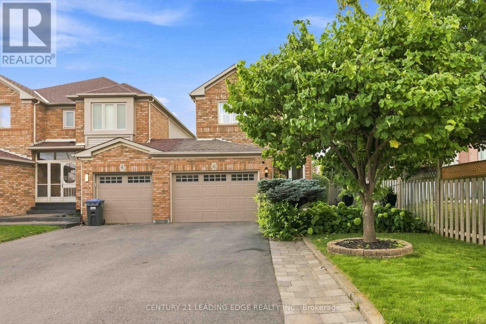 6 Birchcliffe Drive