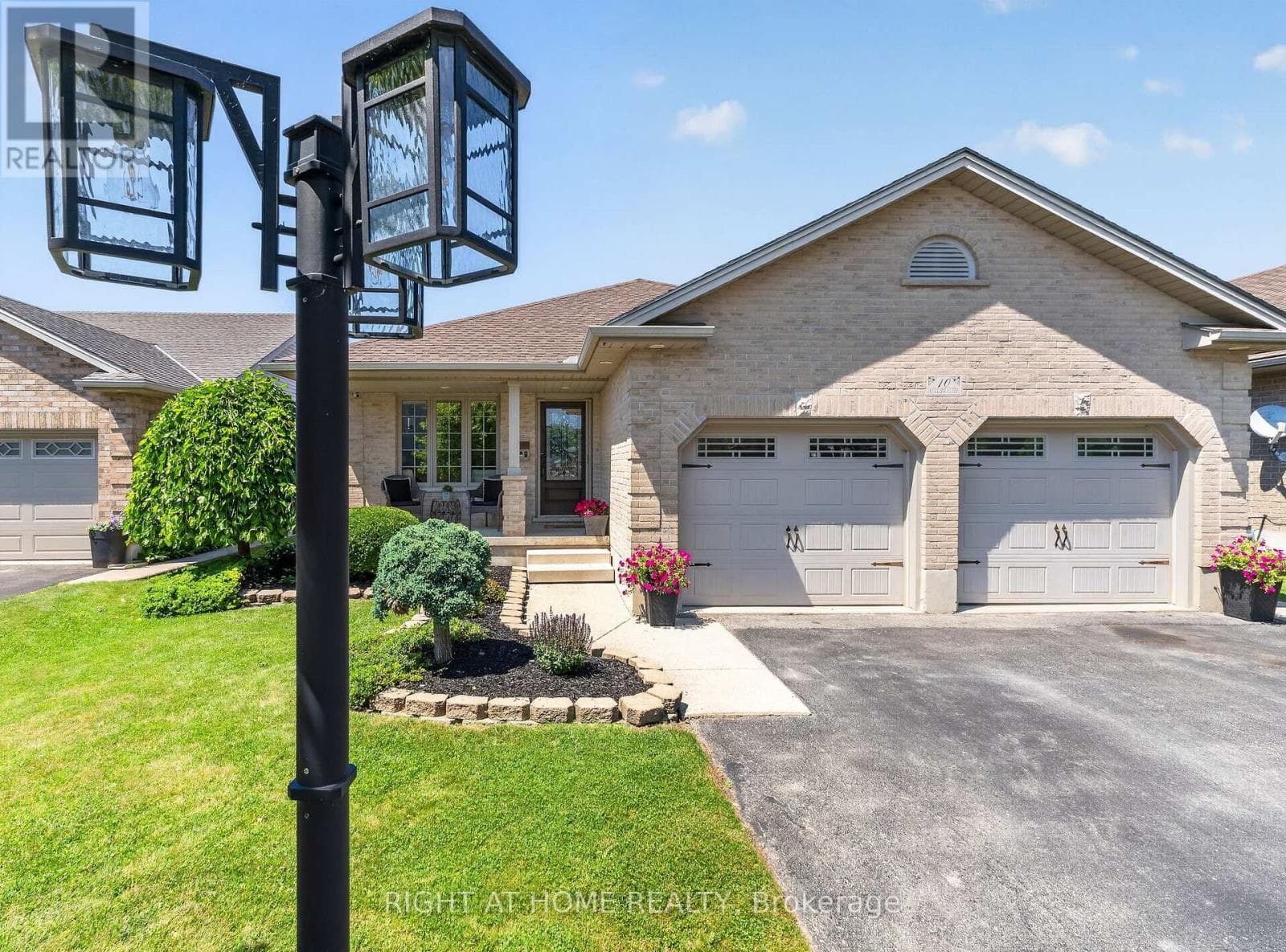 10 Galbraith Court