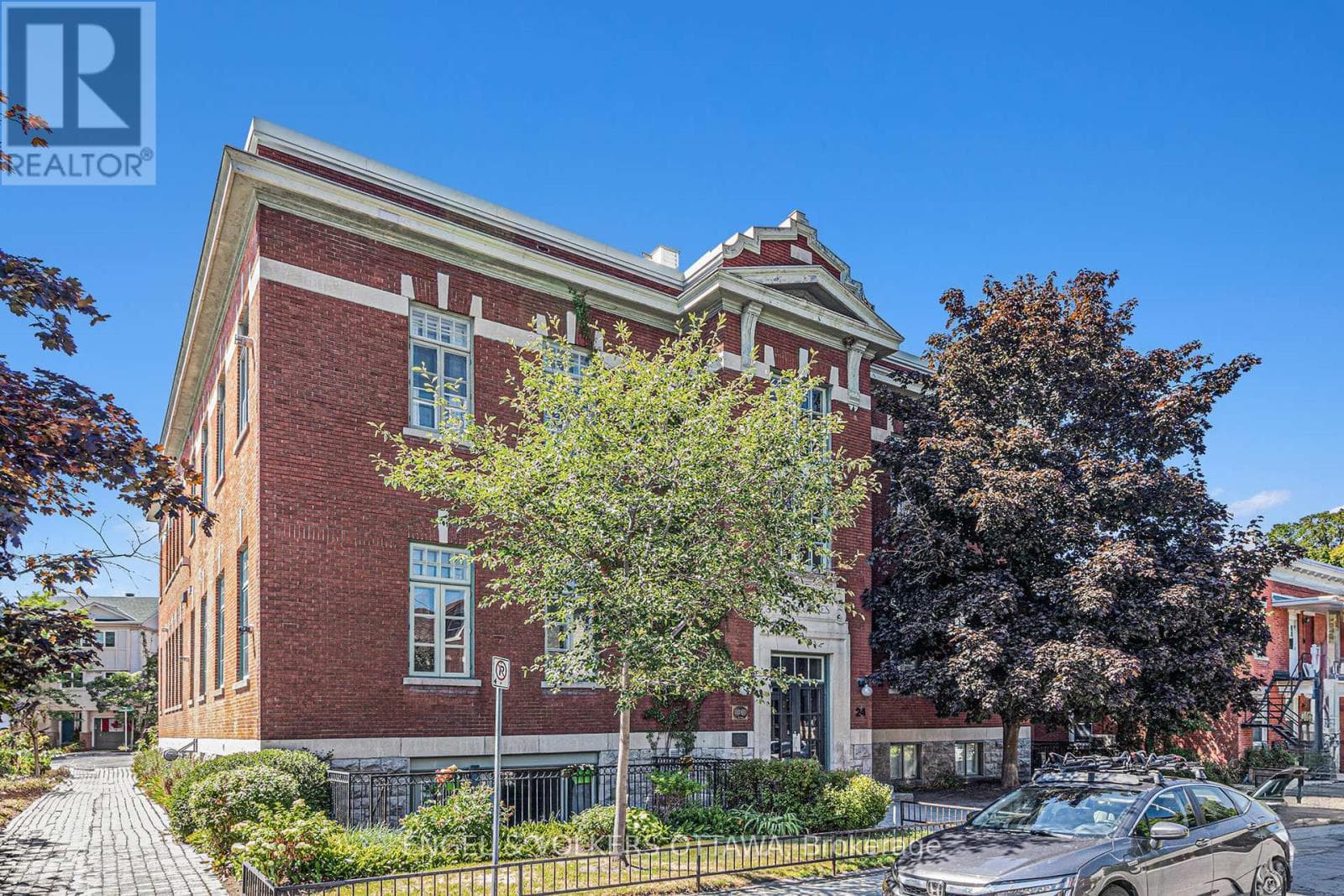 203- 24 Springfield Road