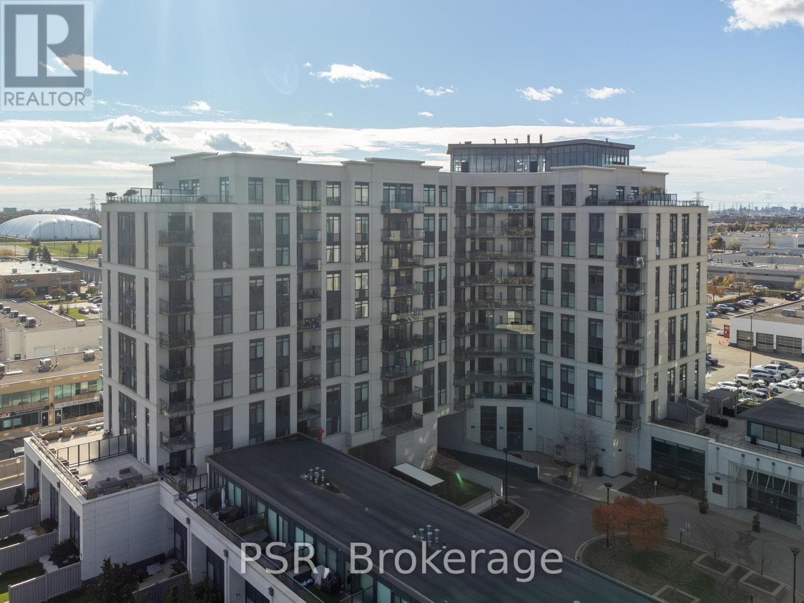 715- 24 Woodstream Boulevard