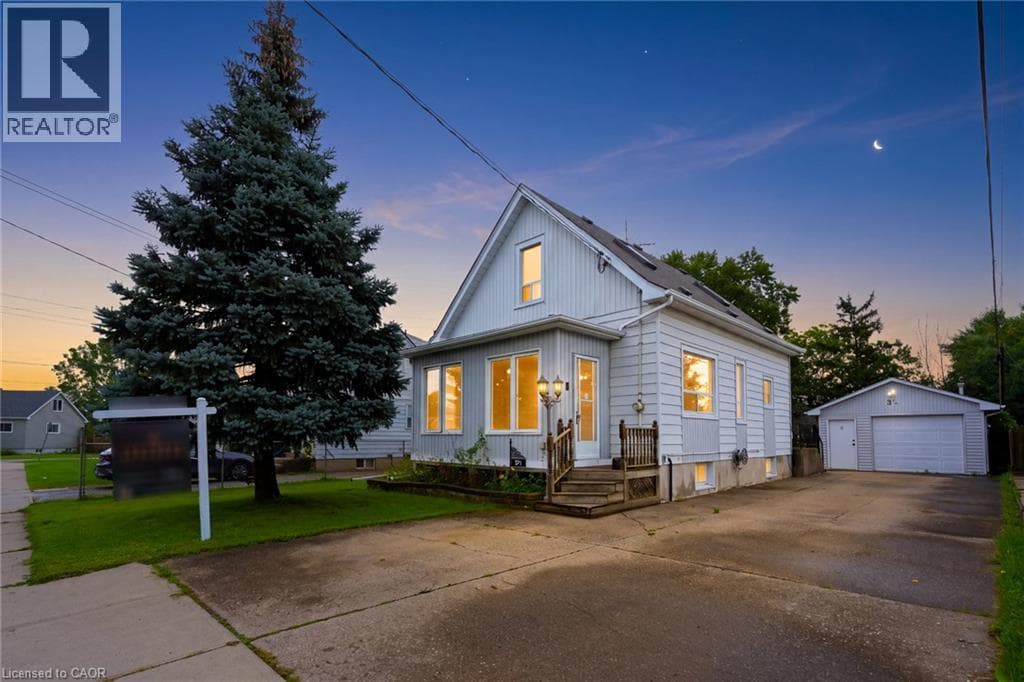 Single Family at 3 DUNDONALD Street, St. Catharines, Ontario - Photo 1 - RE/MAX Garden City Realty