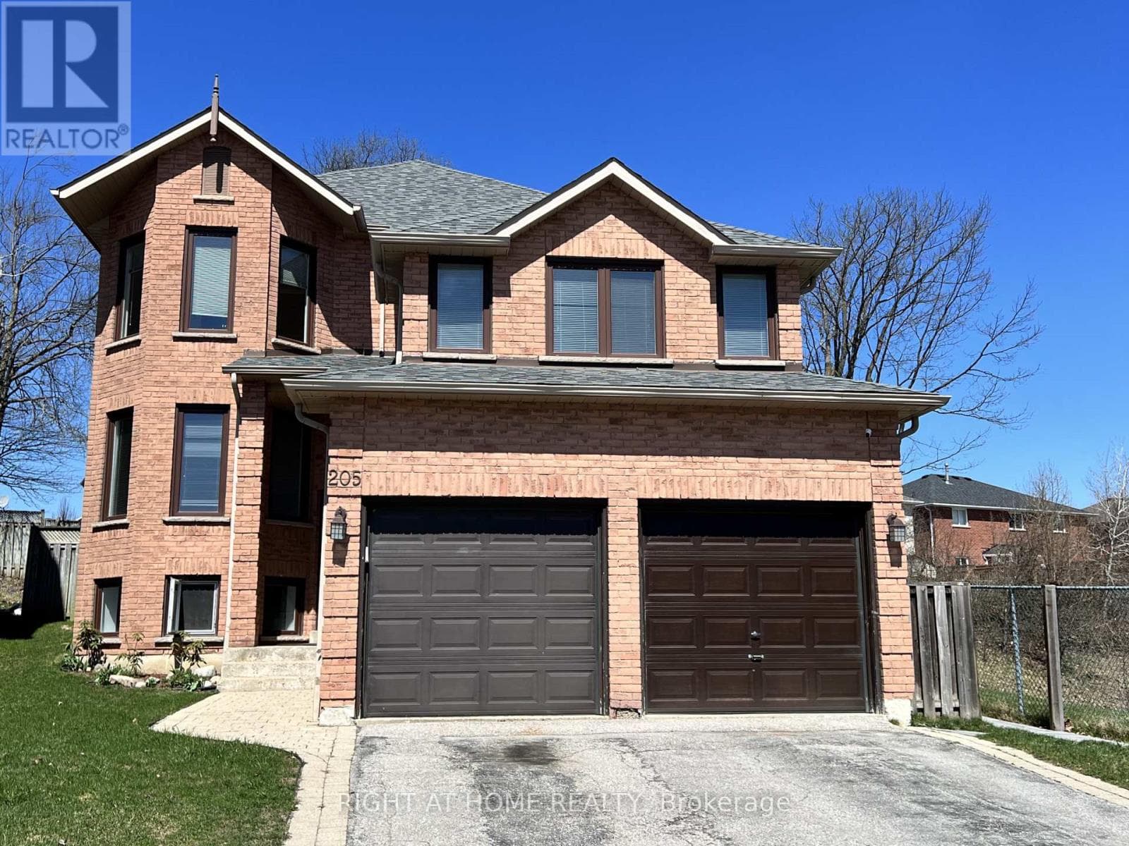 Single Family at Lower- 205 Cardinal Street, Barrie (Cundles East), Ontario - Photo 1 - RE/MAX Garden City Realty