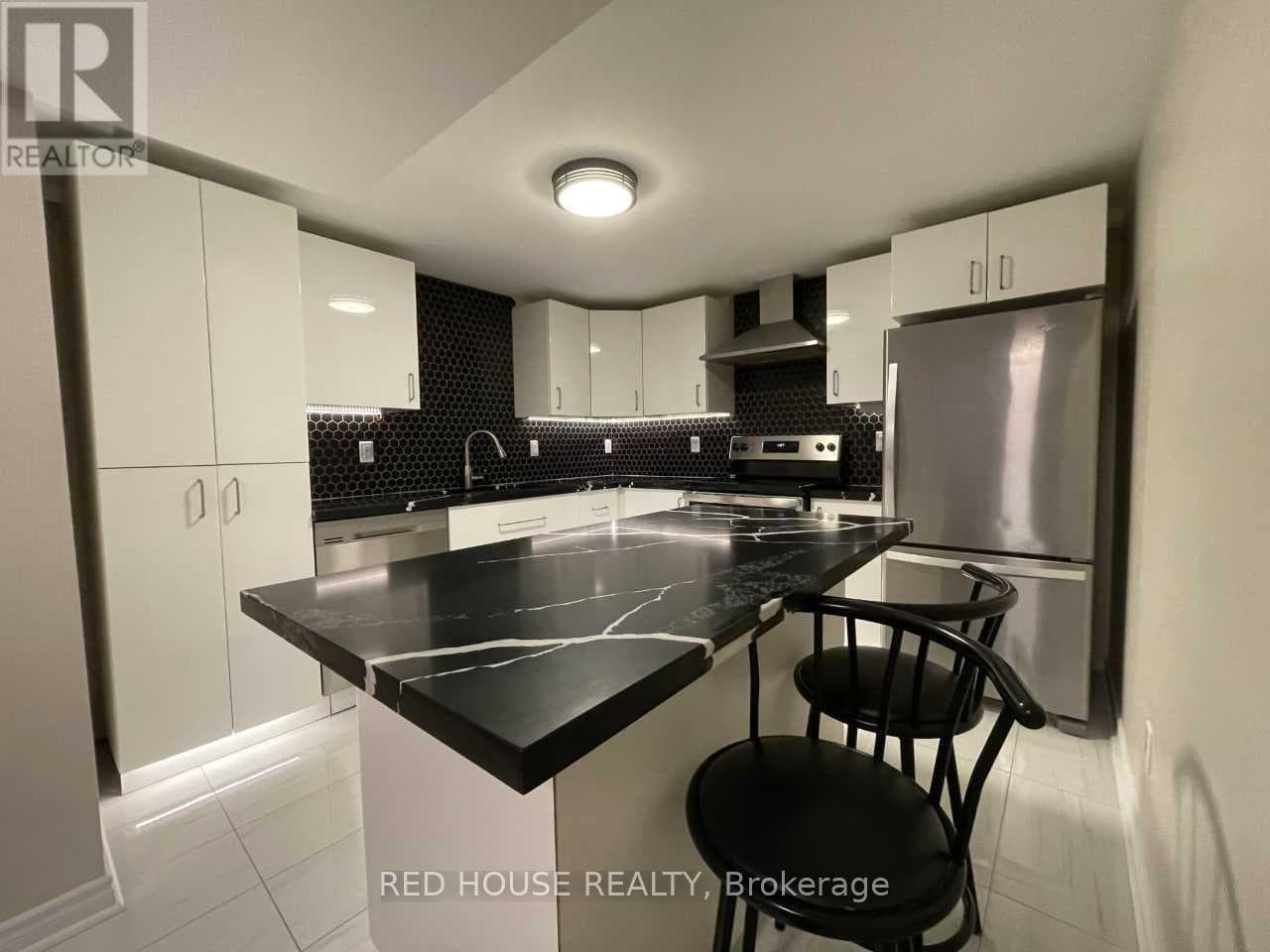 Single Family at Lower- 69 Simpson Road, Newmarket (Central Newmarket), Ontario - Photo 1 - RE/MAX Garden City Realty