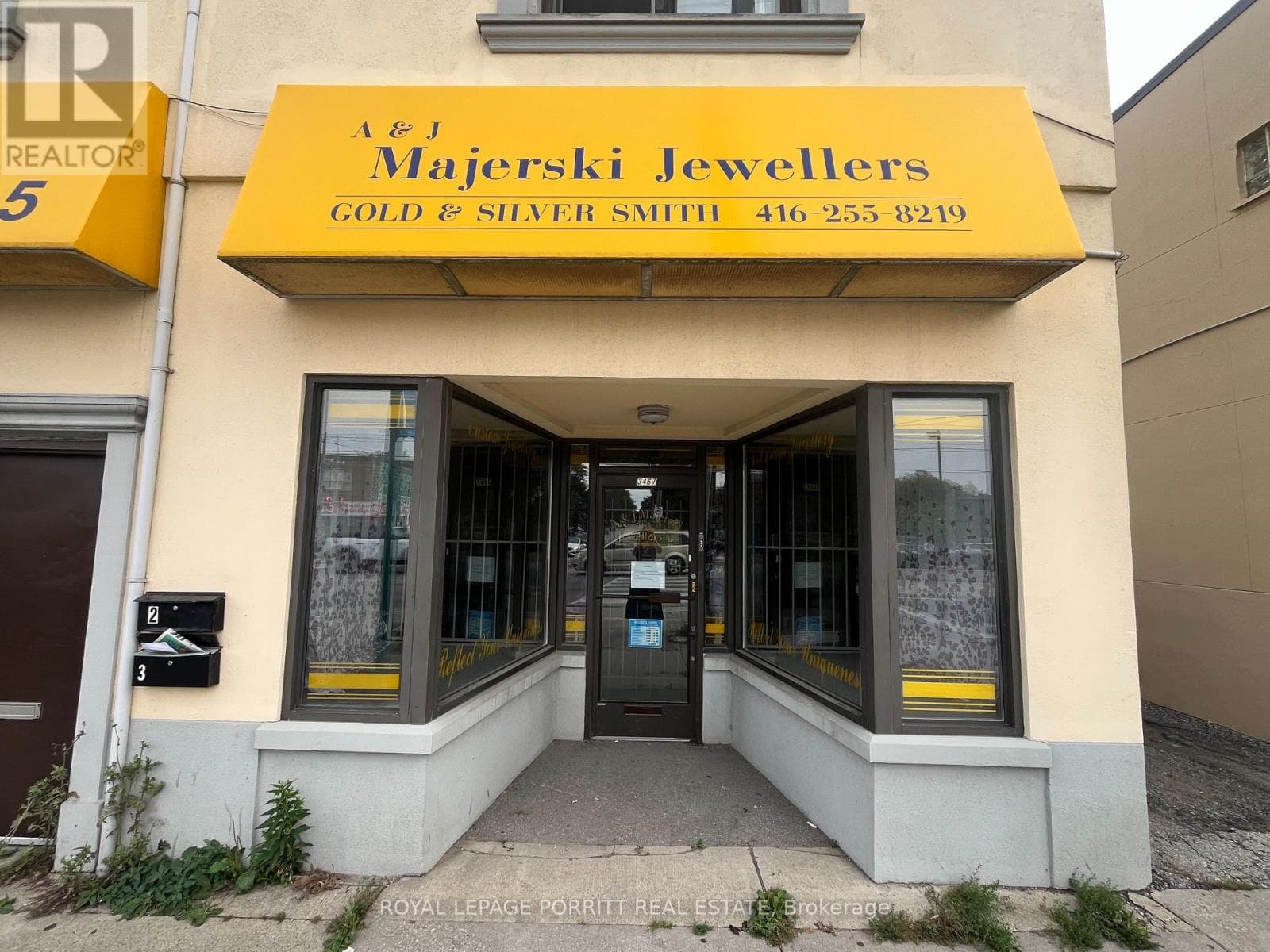 Retail at 3467 Lake Shore Boulevard, Toronto (Long Branch), Ontario - Photo 1 - RE/MAX Garden City Realty