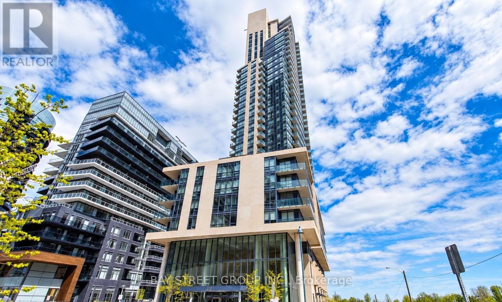 Single Family at 3307- 59 Annie Craig Drive, Toronto (Mimico), Ontario - Photo 1 - RE/MAX Garden City Realty