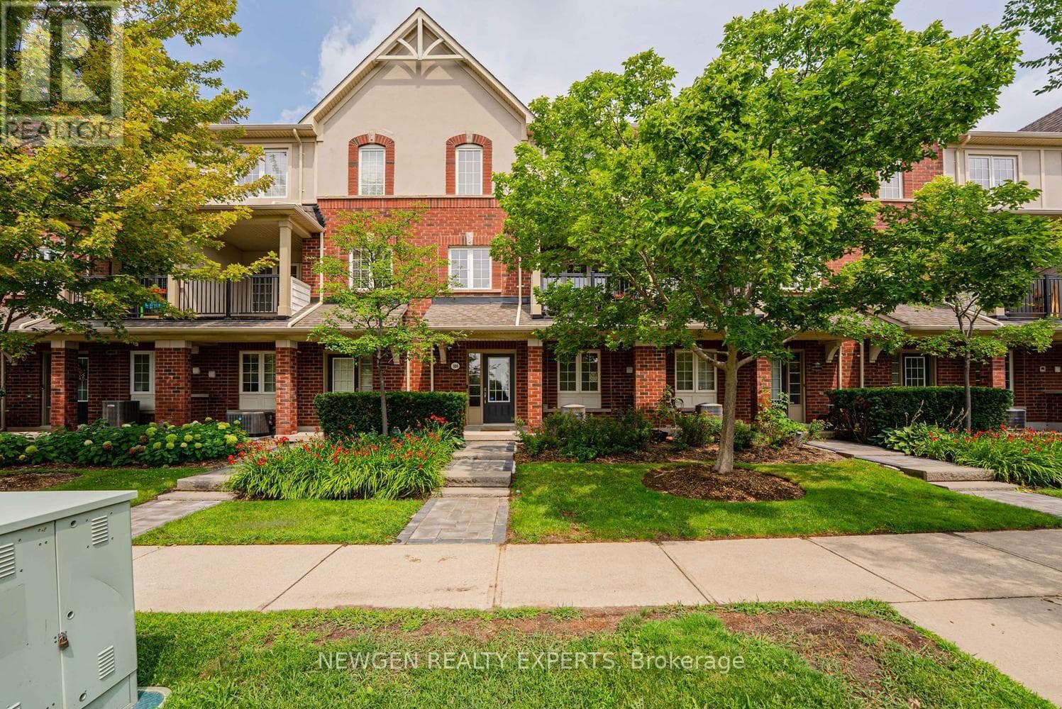 21- 109 Georgian Drive
