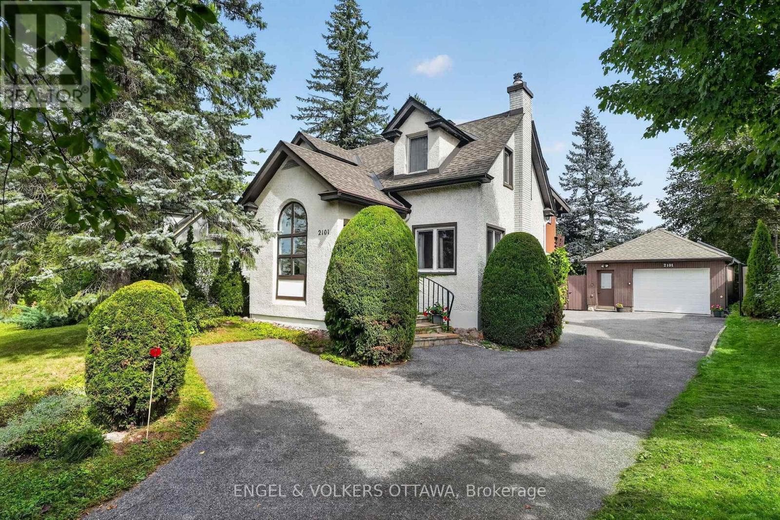2101 Alta Vista Drive