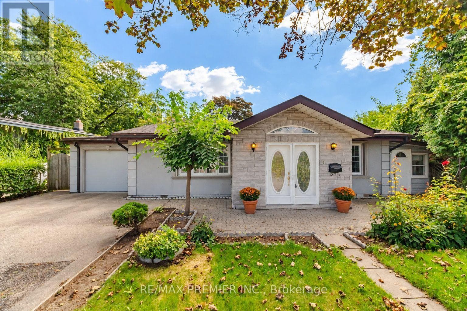 1474 South Service Road