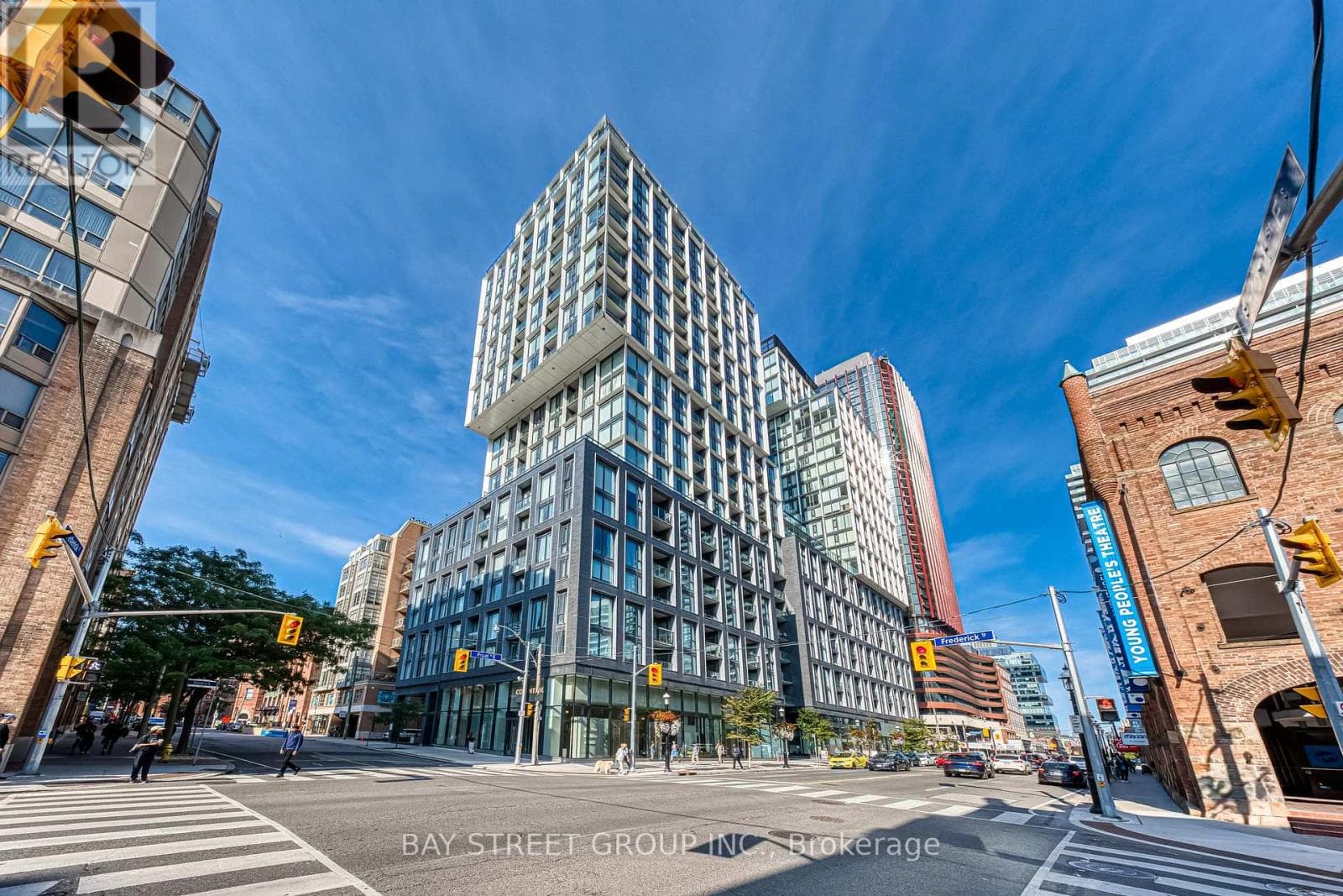 210- 158 FRONT Street