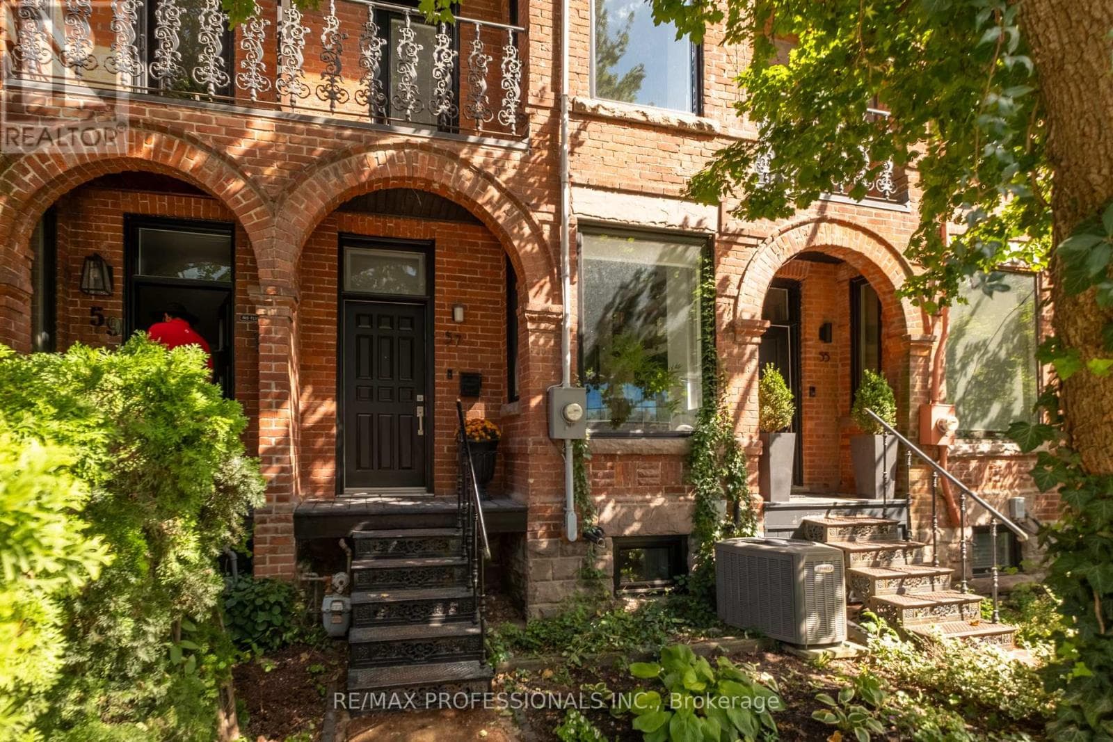 57 Shaw Street