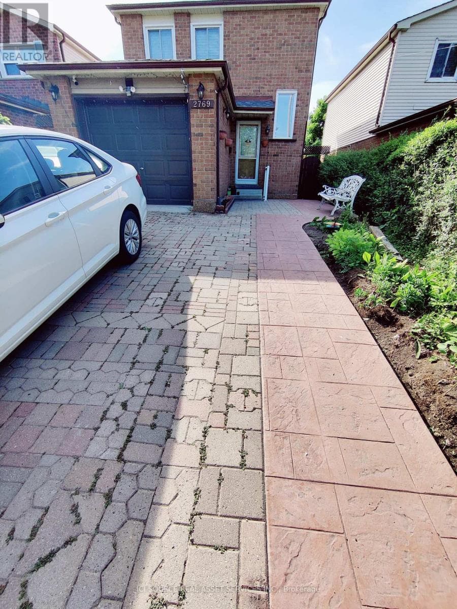 Single Family at Lower- 2769 Willowmore Way, Mississauga (Meadowvale), Ontario - Photo 1 - RE/MAX Garden City Realty