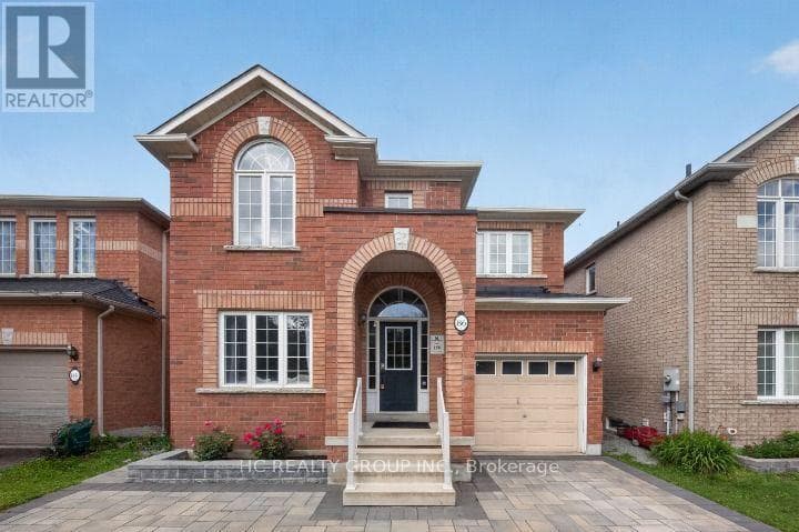 Single Family at 86 Beare Trail, Newmarket (Woodland Hill), Ontario - Photo 1 - RE/MAX Garden City Realty