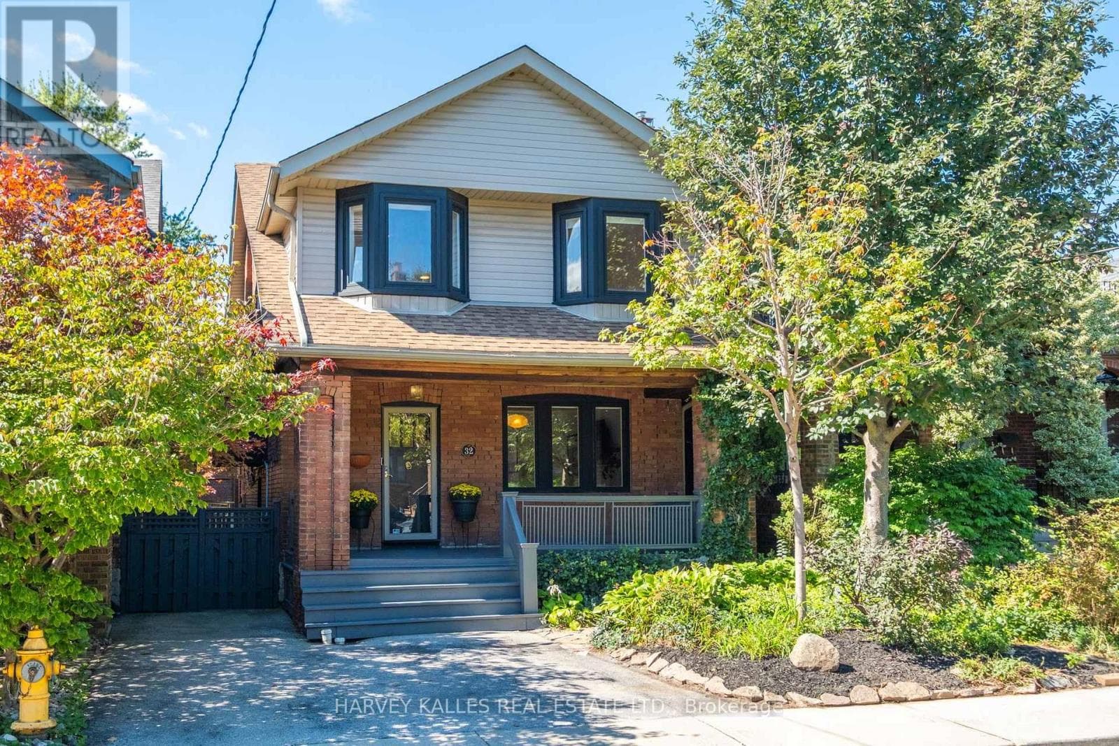 32 Crang Avenue