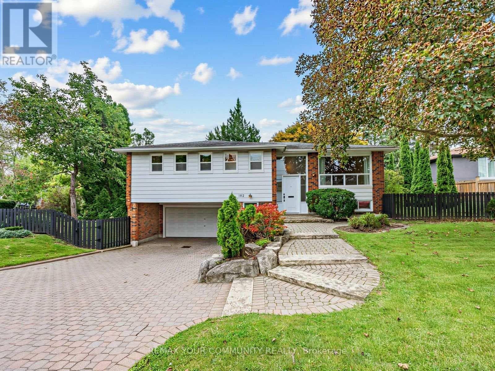 182 Bay Thorn Drive