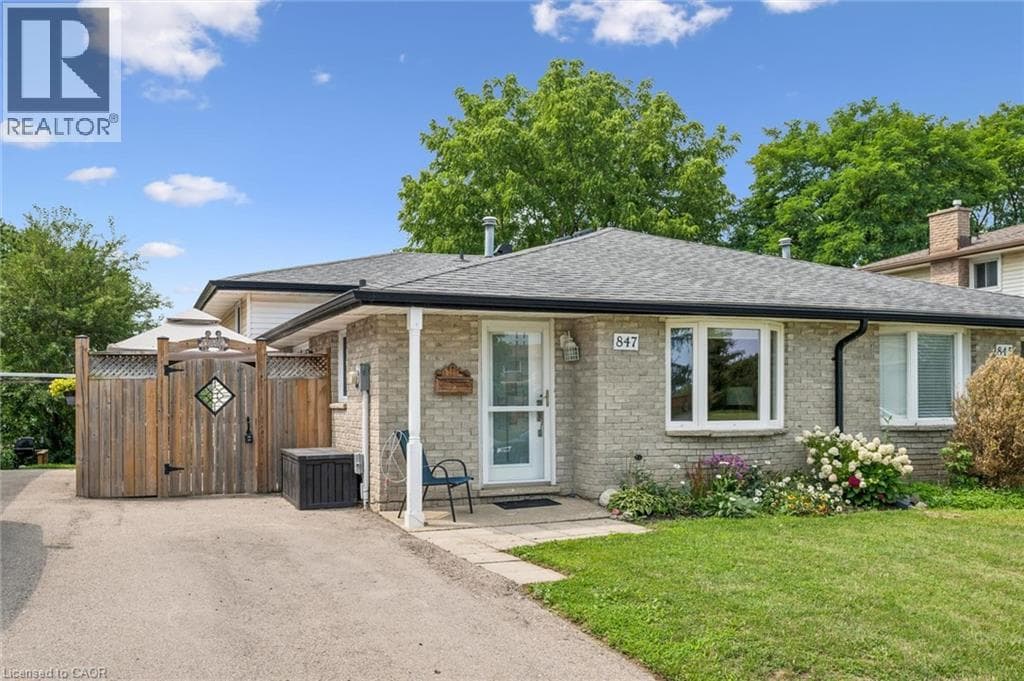 Single Family at 847 DOON VILLAGE Road, Kitchener, Ontario - Photo 1 - RE/MAX Garden City Realty
