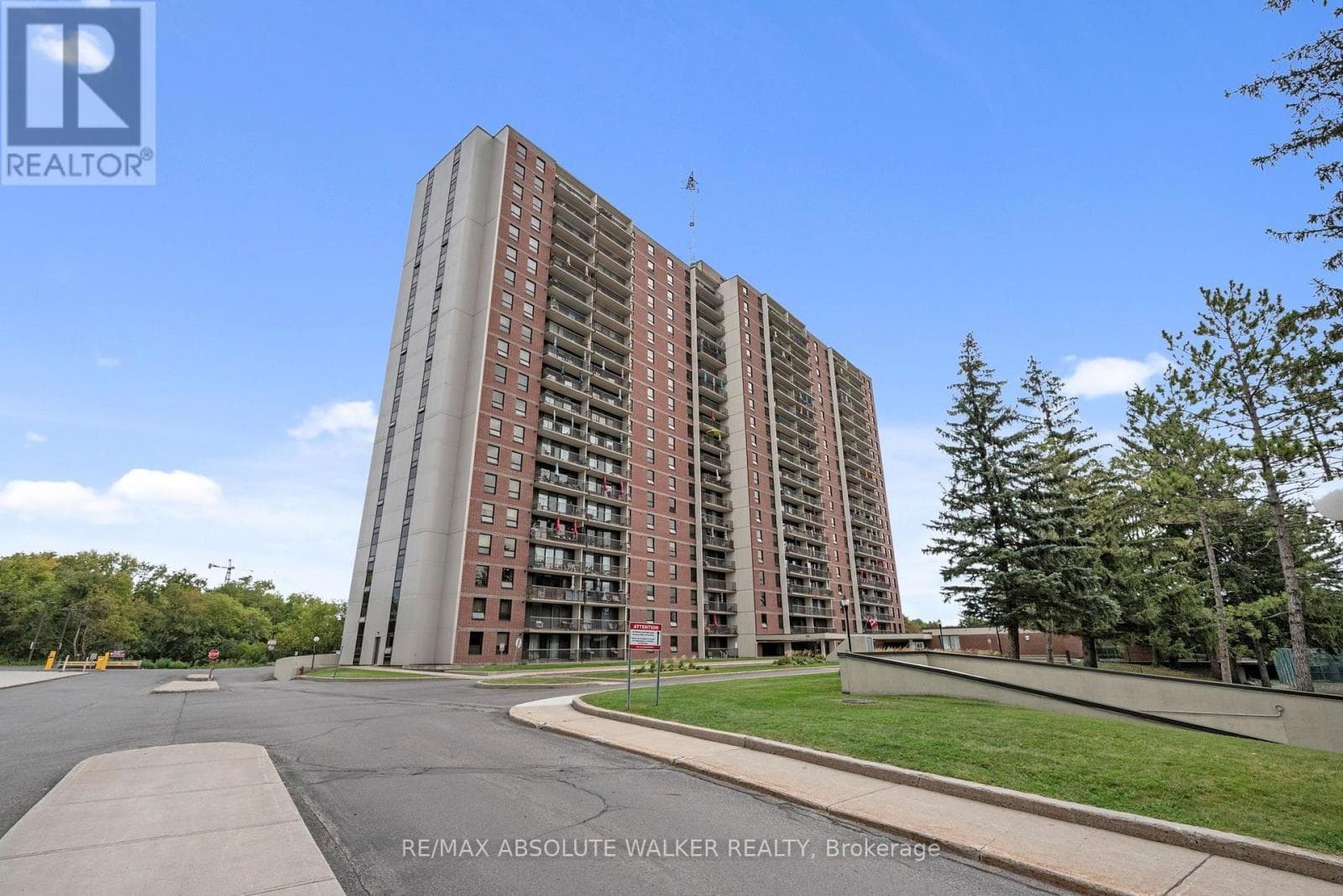 1709- 665 Bathgate Drive